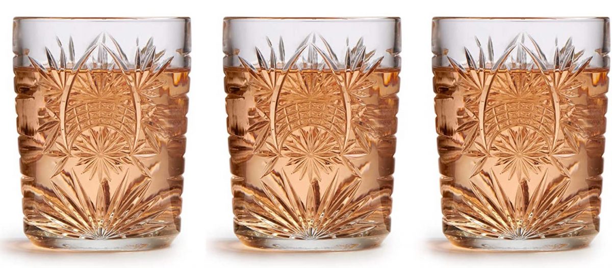 vasos de cristal tallados transparentes