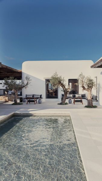 Descubre el lujo y la belleza de Mykonos en el Hotel Kalesma